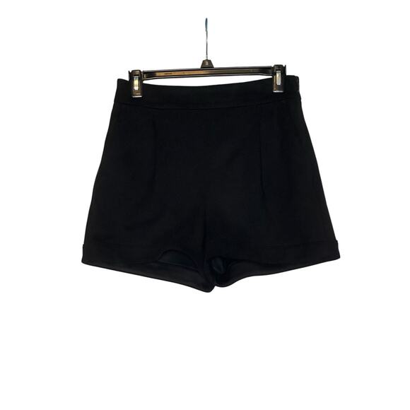 Express black velvet  pleated high shorts size 2 - Picture 13 of 16